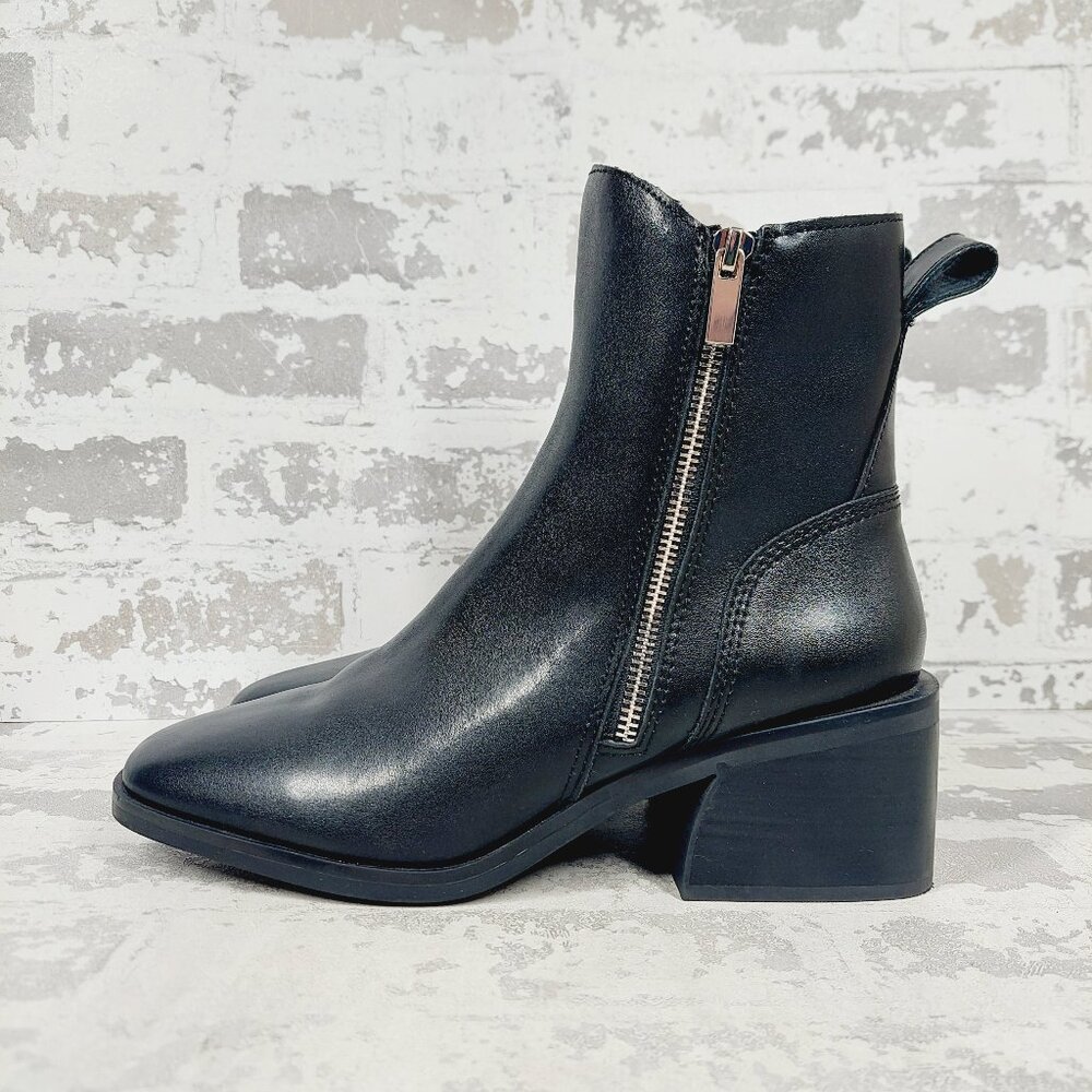 NEW Steve Madden RUTHY Black Leather Block Heel Zip Booties M10